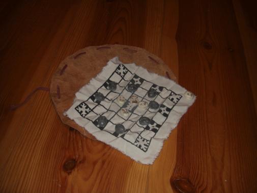 Brandu & Hnefatafl Brandu & Hnefatafl
